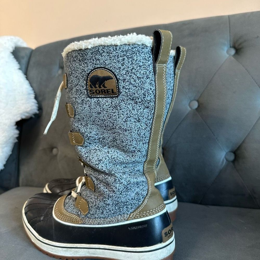 Sorel fleece lined tall boots sz 8 woman’s